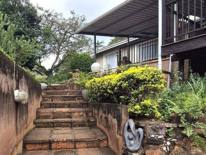 Modern Family Home with Views and Income-Generating Flatlet, Athlone, Pietermaritzburg - Photo 5