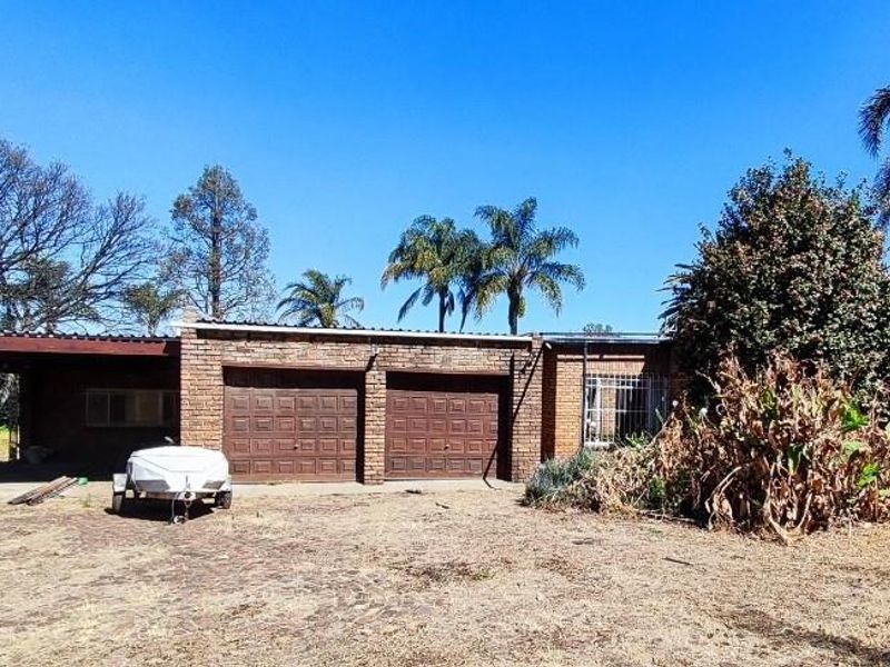 Large family home - Photo 2