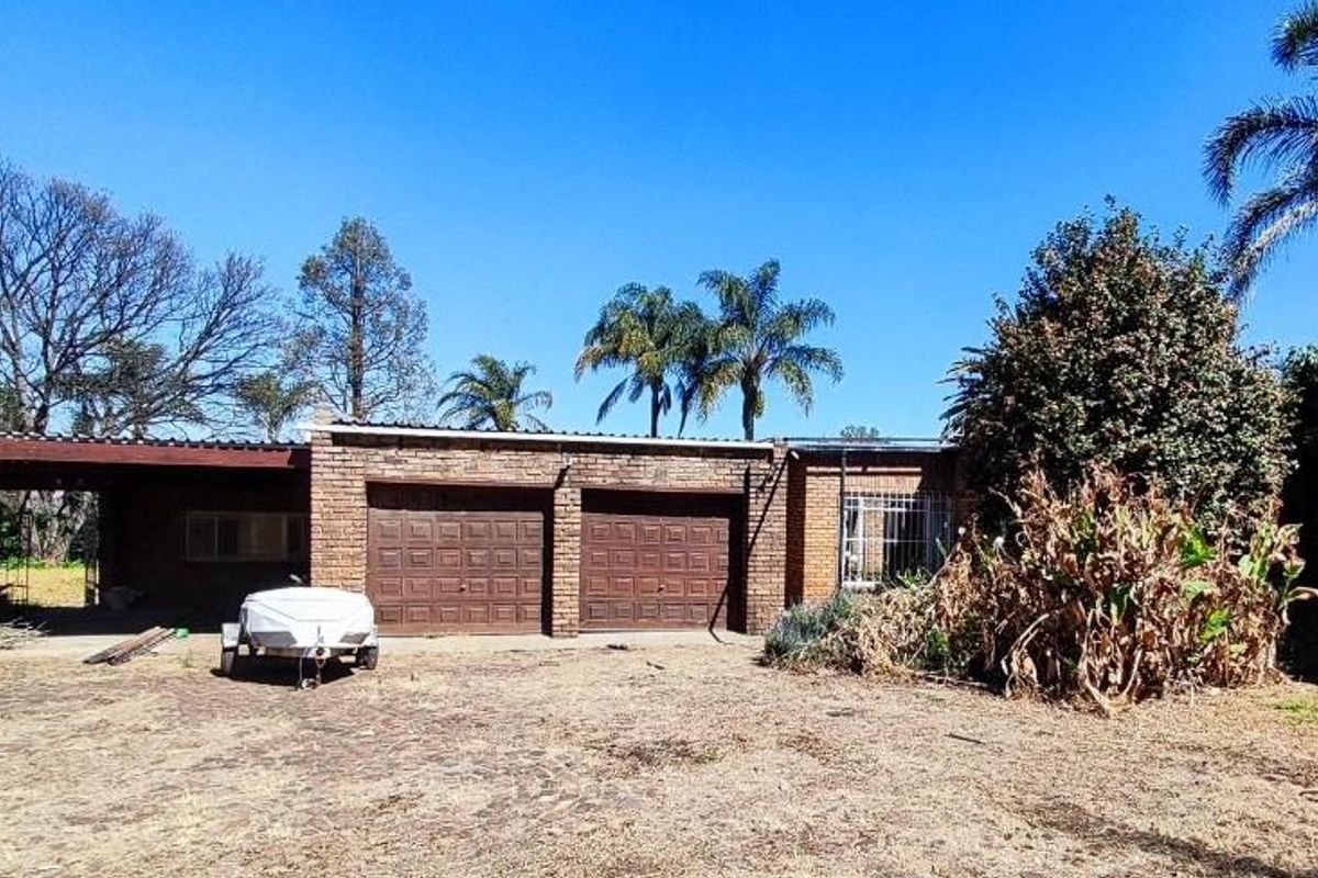 Large family home - Photo 2
