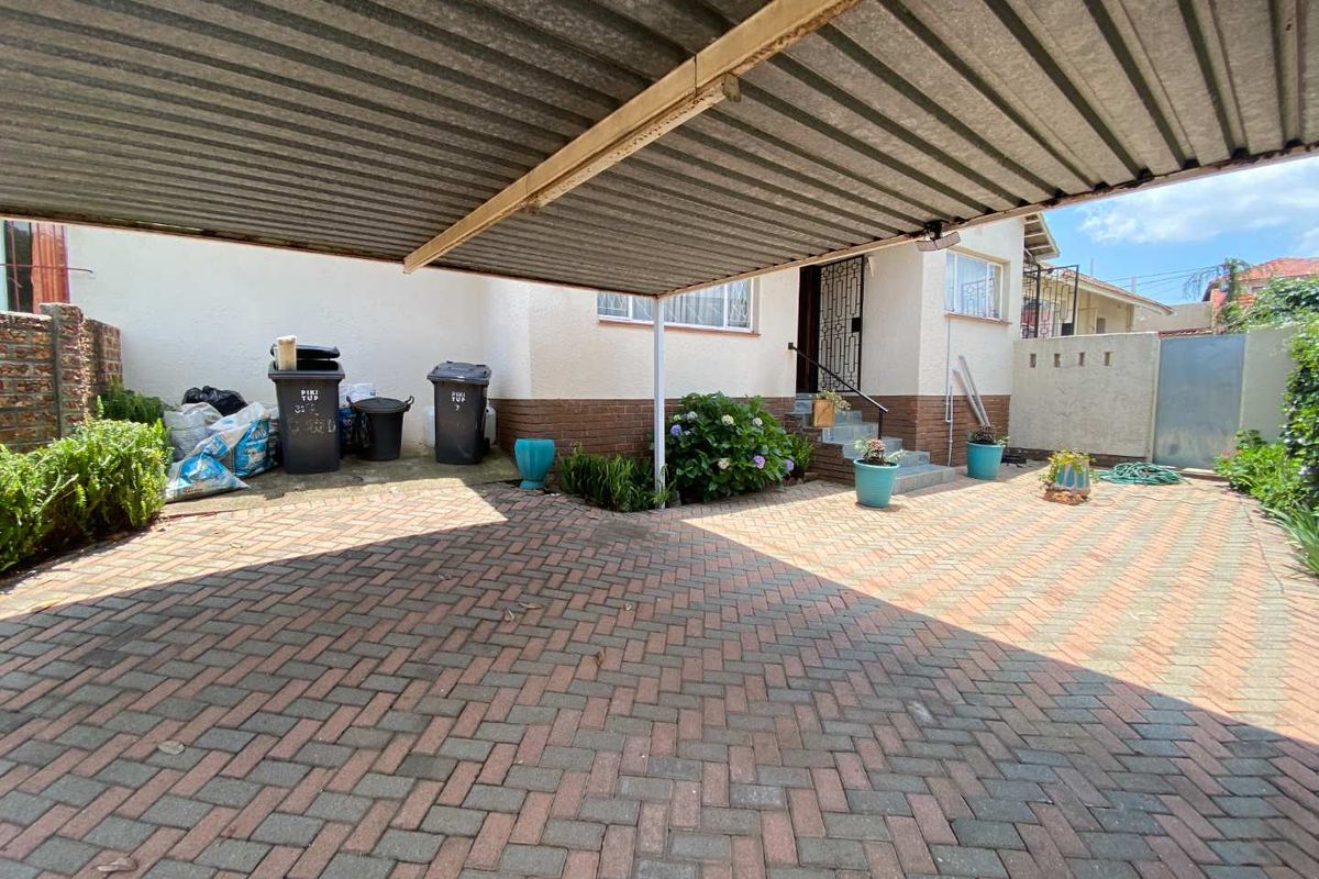 Packed With Potential - 3 Bedrooms Plus Study - Photo 4