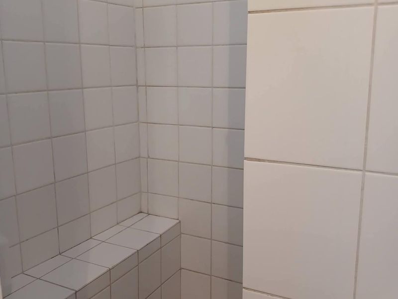 City Living: Cozy 3-Bed Apt Near Downtown for N$1.4M Excl Costs! - Photo 8