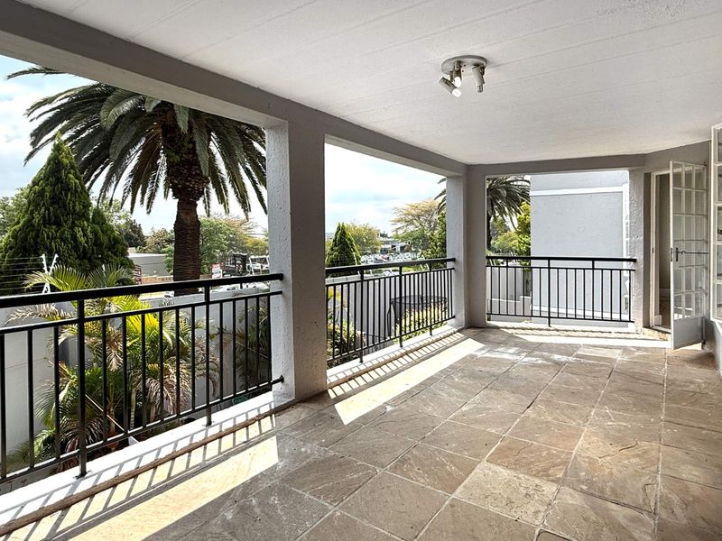 Charming 3 Bedroom Apartment in Secure Estate - Photo 9