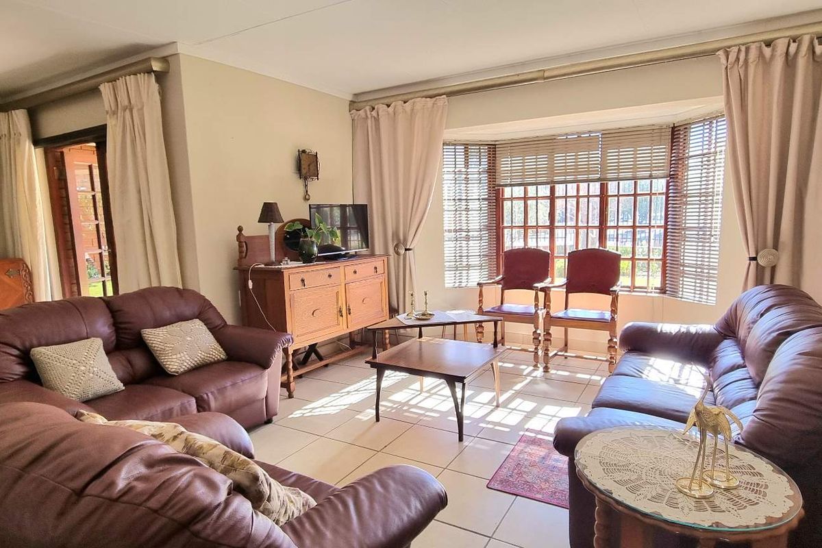 PEACE AND TRANQUILITY - Photo 3