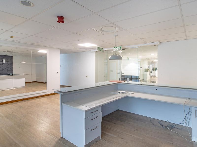 AAA-Grade 4-Star Green Star Office Space To Let - Photo 4