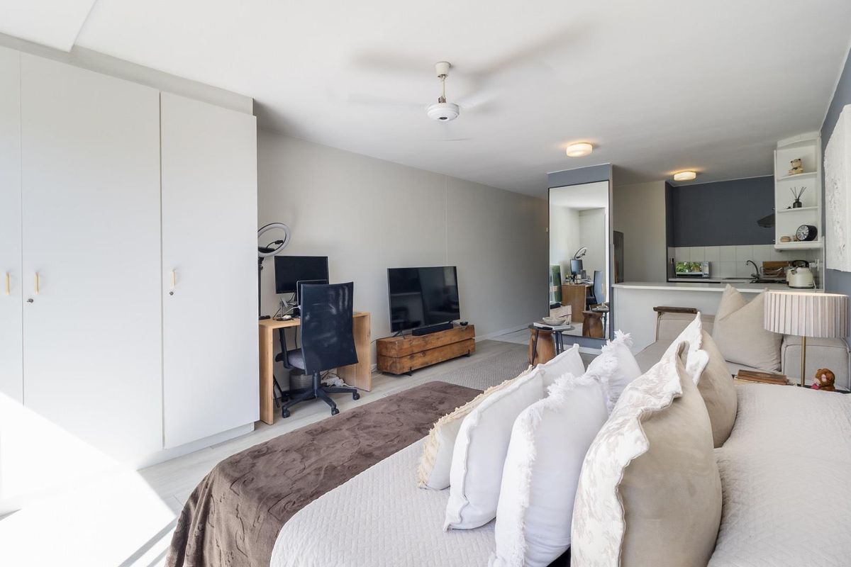 Ground Floor Studio Apartment for Rent in the Secure Fairview Estate In Vredehoek - Available from 1st May 2026 - Photo 3
