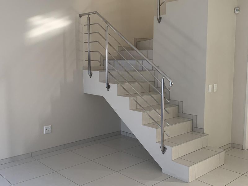 Duplex Townhouse close to Development Bank - Photo 9