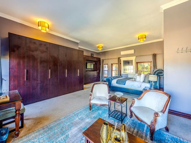 Must-See Family Home with Impressive Views - Photo 9