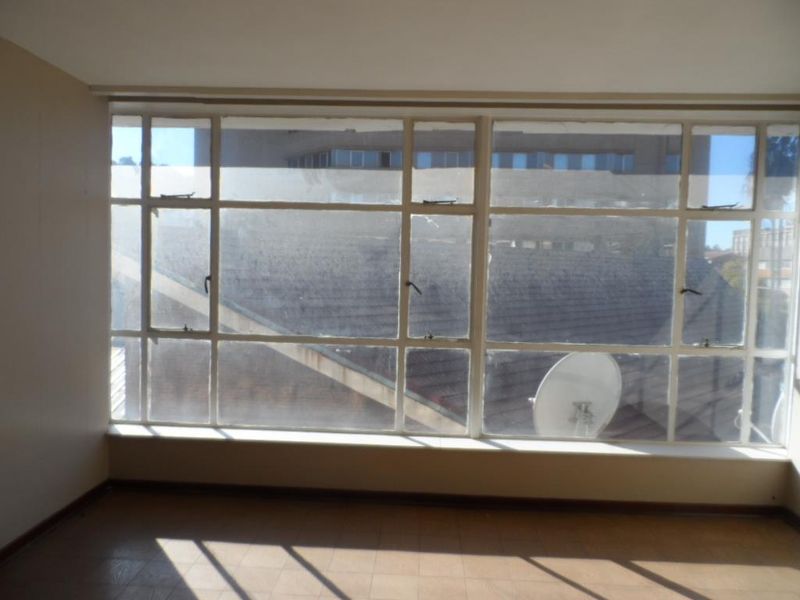 A BACHELOR FLAT TO RENT IN ARCADIA - Photo 9