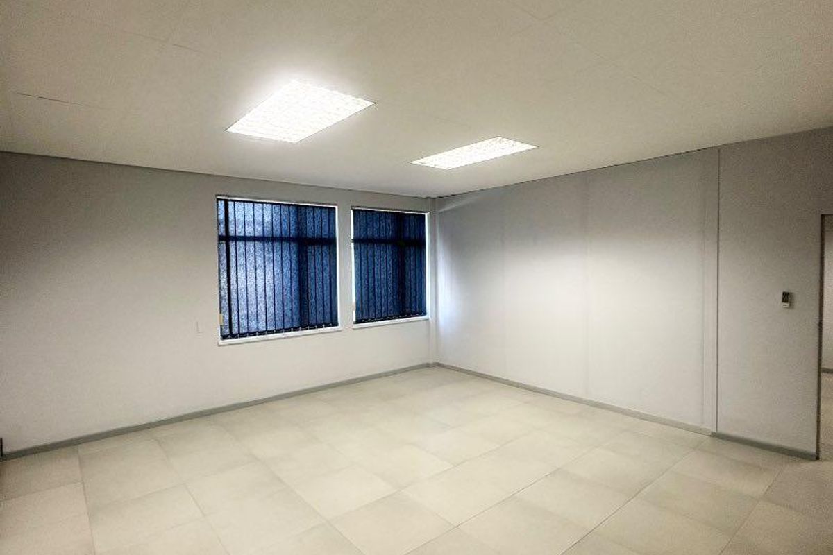 Office To Rent in Walvis Bay - Photo 5