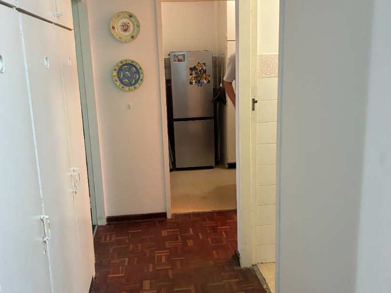 **Charming 5th Floor Apartment in Prime North Beach Location** - Photo 4