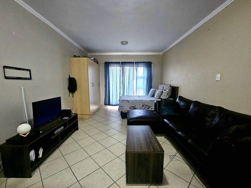 Bachelor Flat for Sale in Bains Game Lodge – Excellent Investment Opportunity - Photo 7