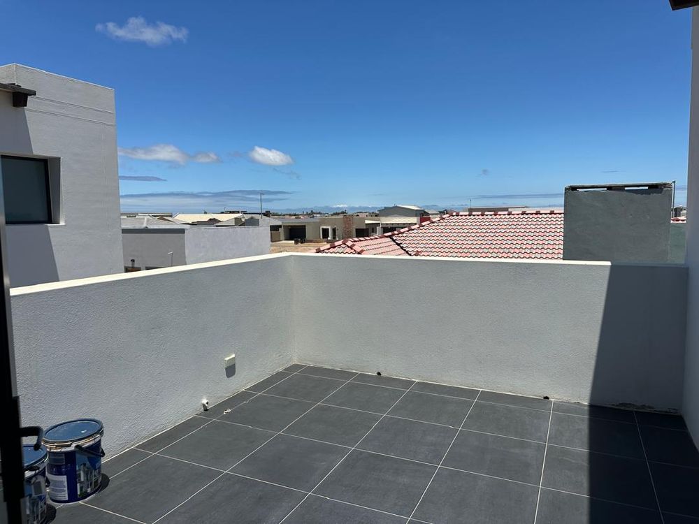 Small balcony upstair by living area