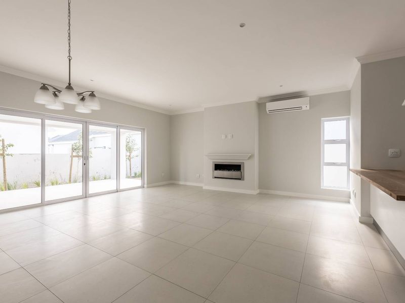 Three bedroom family home for rent on Val de Vie Estate - Photo 5