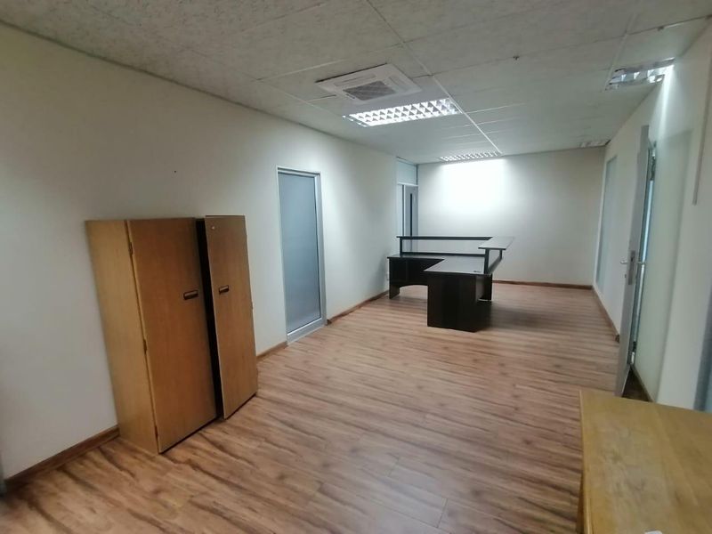 Commercial Property for Sale in Windhoek Central - Photo 8