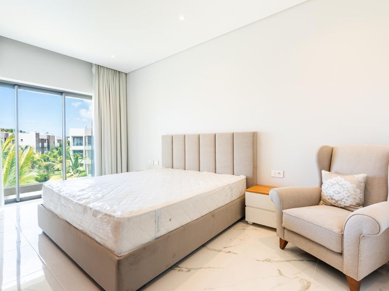 Your Private Rooftop Retreat in Pointe aux Canonniers | Luxury 4-Bed Penthouse - Photo 3