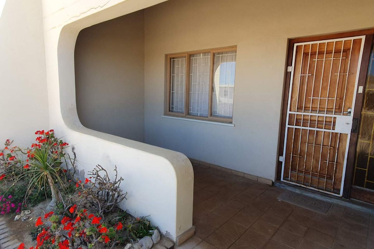 3 Easy steps, 1 sign the contract, 2 pay and 3 move in for your December holiday. - Photo 4