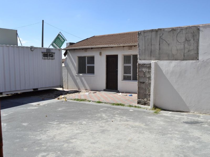 Versatile Open Plan Property for Rent in Litha Park, Khayelitsha - Photo 3