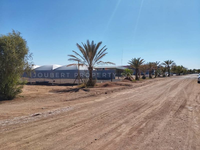 WELL-LOCATED BUSINESS ERF FOR SALE IN MARIENTAL - NAMIBIA - Photo 2