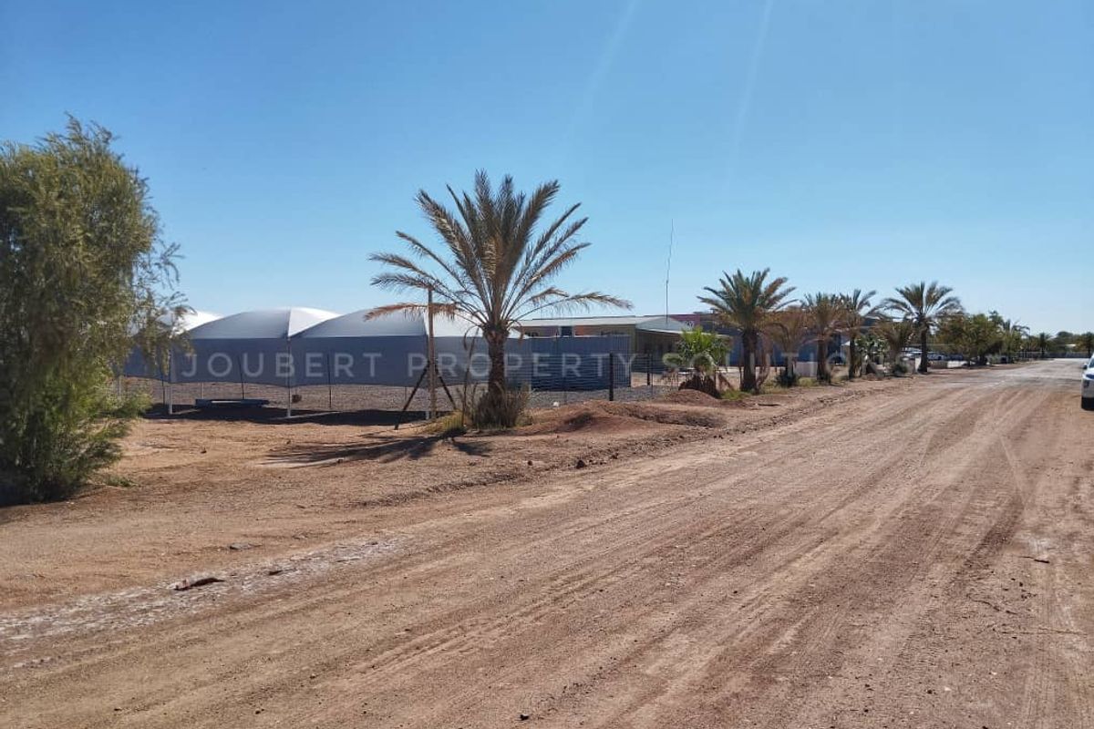 WELL-LOCATED BUSINESS ERF FOR SALE IN MARIENTAL - NAMIBIA - Photo 2