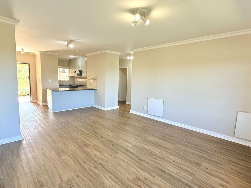 Comfortable, Low-Maintenance Living in Eagle Ridge, Howick - Photo 7