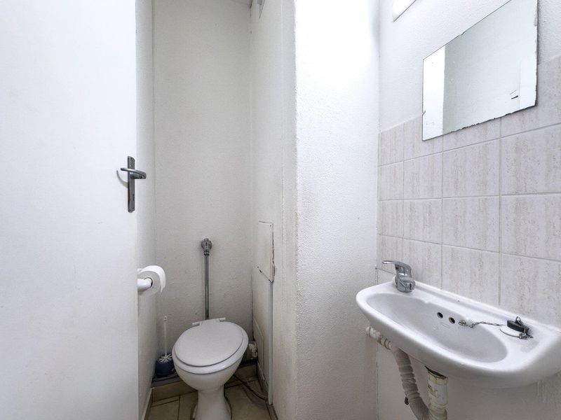 Well maintained 2 Bedroom loft apartment in Loevenstein - Photo 8