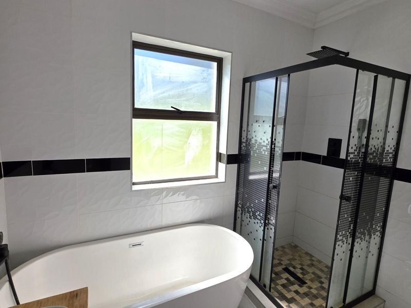 3 Bedroom Family Home To Rent Estate d Afrique  R 22 000pm - Photo 6