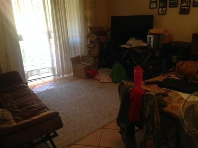 2 Bedrooms Apartement, Augrabies street,  in Mooikloof Ridge - Photo 5