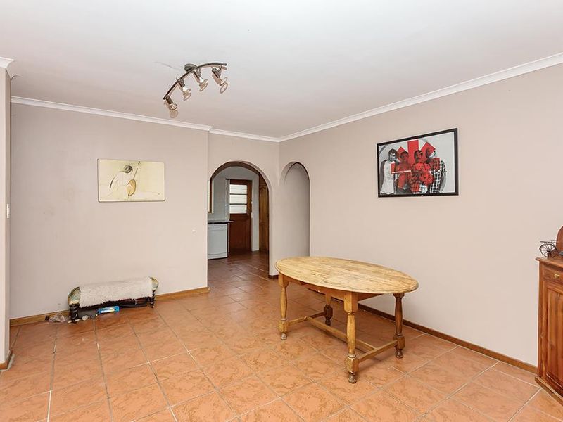 Three Bedroom Home with Entertainment Area and Mancave/Outside Office - Photo 7