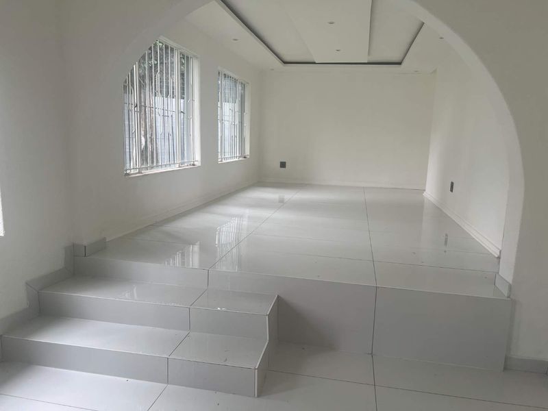 NEWLY REFURBISHED MODERN HOME - Photo 2