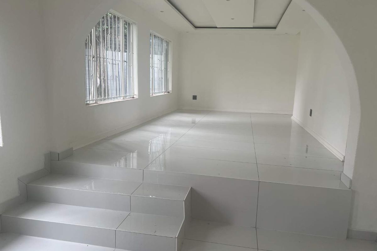 NEWLY REFURBISHED MODERN HOME - Photo 2