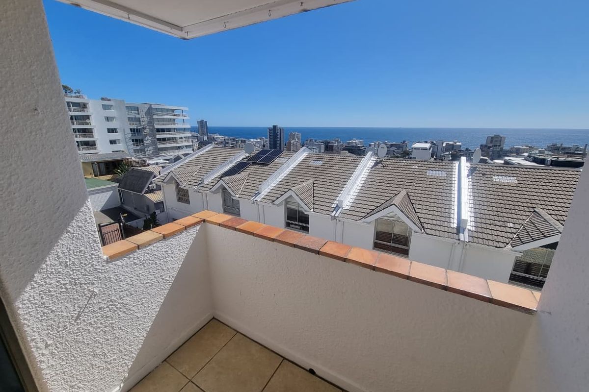 Daily Rental in Ocean View Drive, Sea Point  (minimum stay of 5 days) - Photo 3