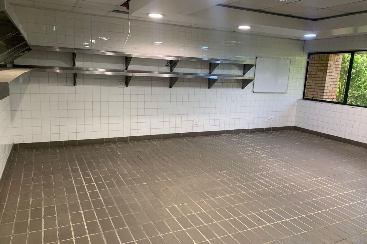 453m2 Woodmead Office To Let - Photo 5