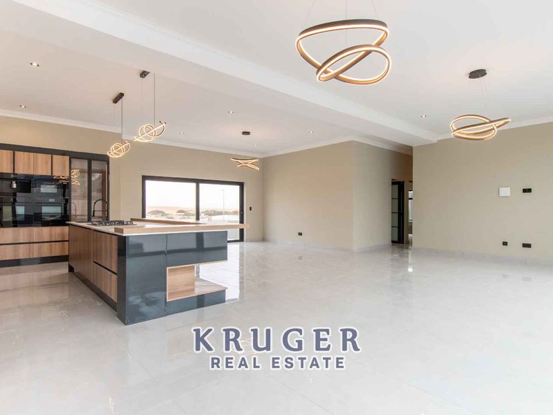 Upmarket Stylish House with Magnificent Dune Views For Sale in Swakopmund - Photo 6