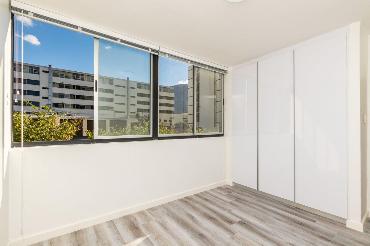 Partially furnished 1 Bedroomed g/ floor apartment in Marlborough Park - Photo 5