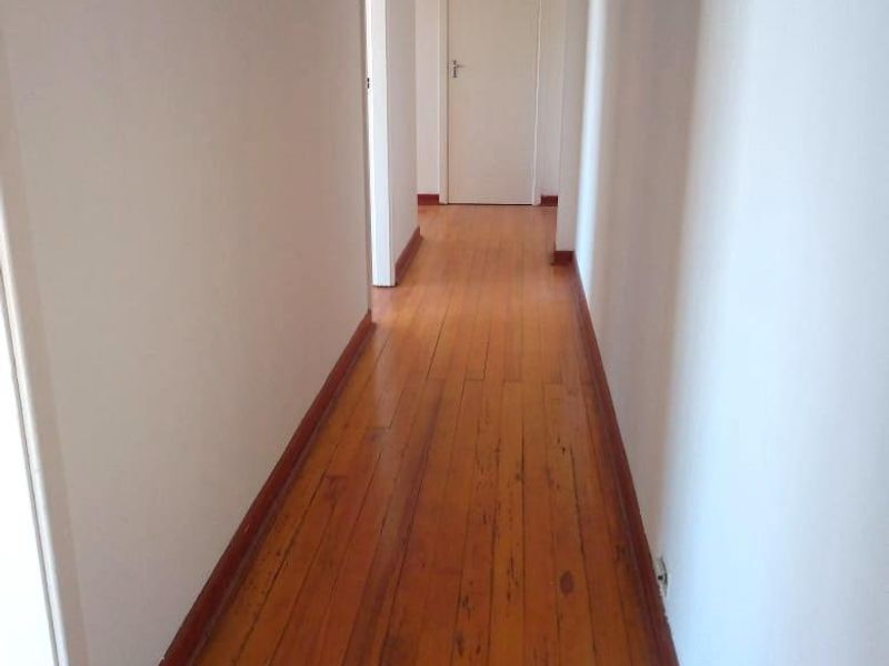 **Spacious Apartment with Stunning Views - R950,000** - Photo 2
