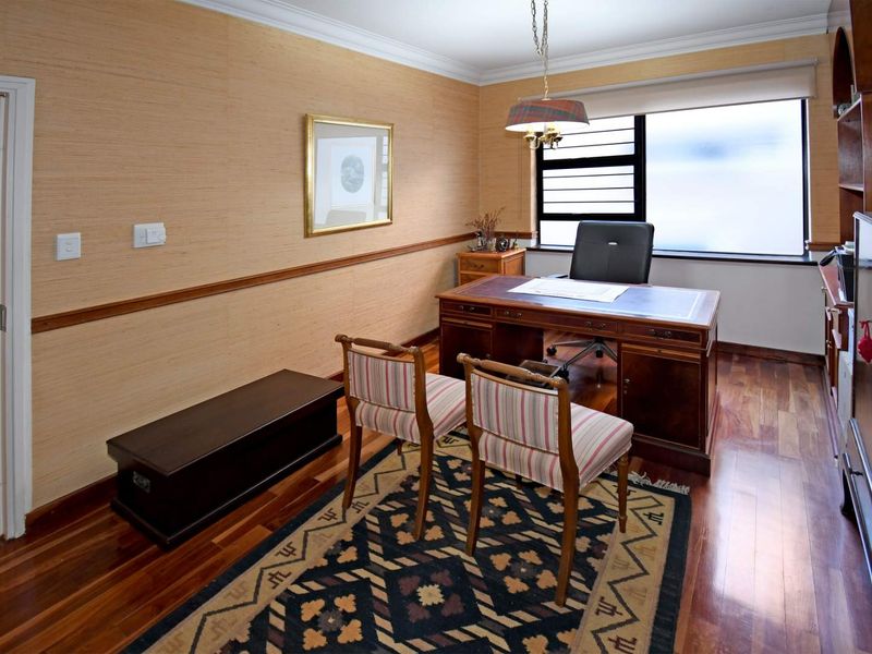 Spacious family home in ultra secure complex with full back up water and power - Photo 10