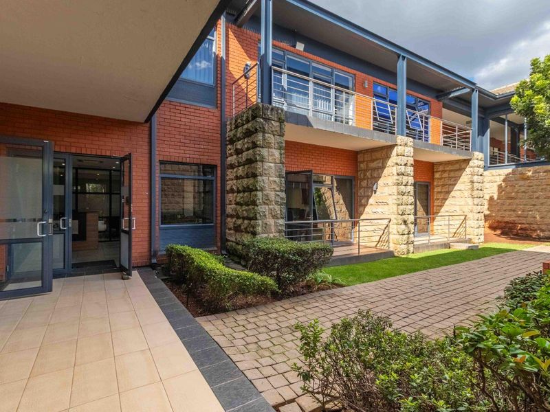 Commercial Property for Sale in Little Falls - Roodepoort. - Photo 10