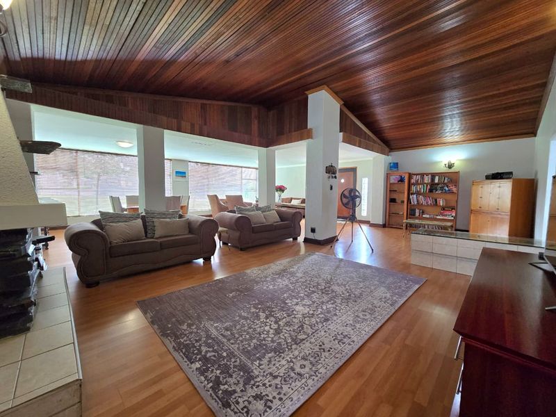 Spacious Family Home for sale in Randhart, Alberton - Photo 6