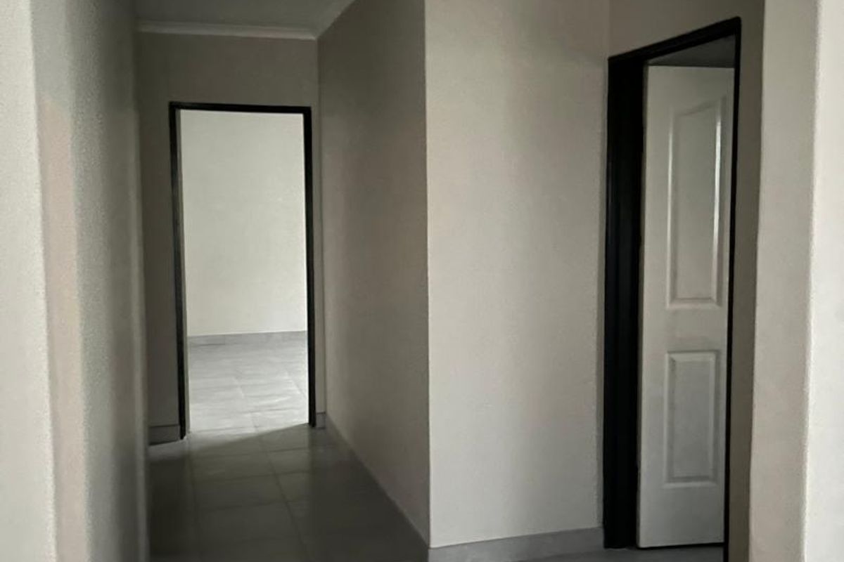 Brand new house for sale - Photo 4