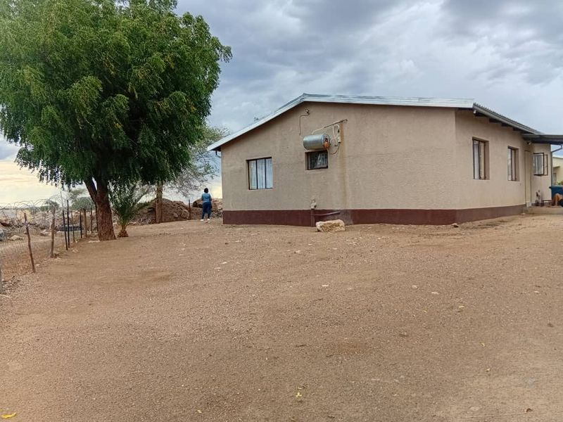 Free Standing House for Sale in Okahandja - Photo 7