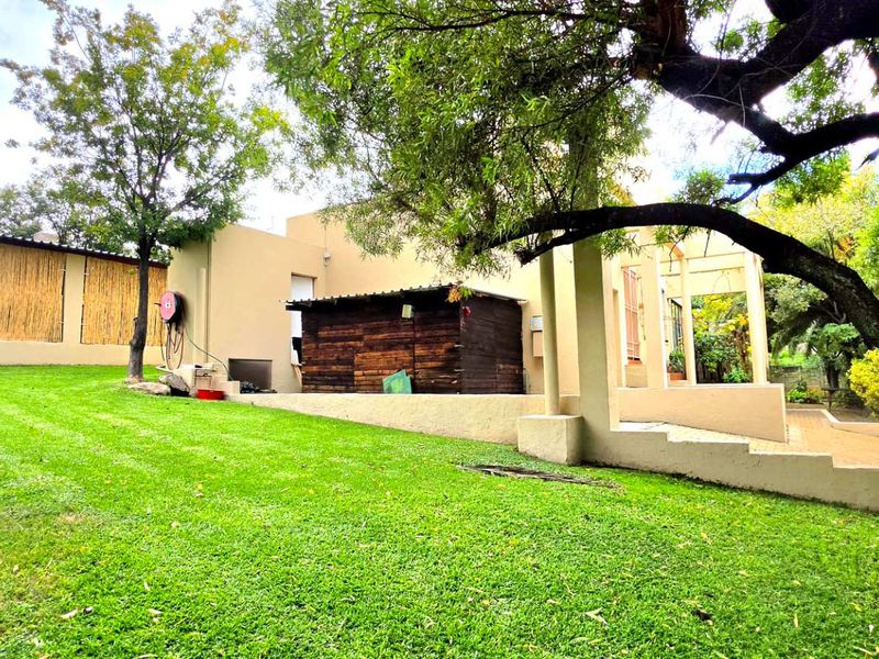 Spacious Family Living in Elandshaven - Photo 2