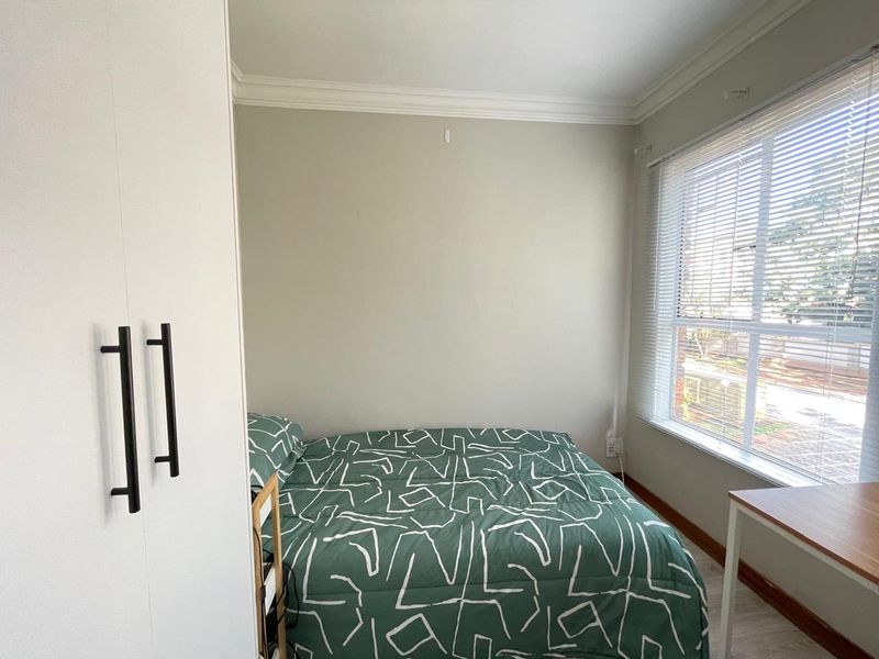 . "Discover Your Dream Home: Open-Plan Modern Living - Photo 7