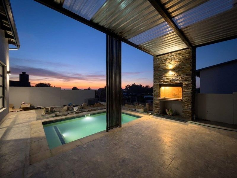 Stone Quarter | Luxury Single Storey Cluster Backing onto the Conservation Belt - Photo 3