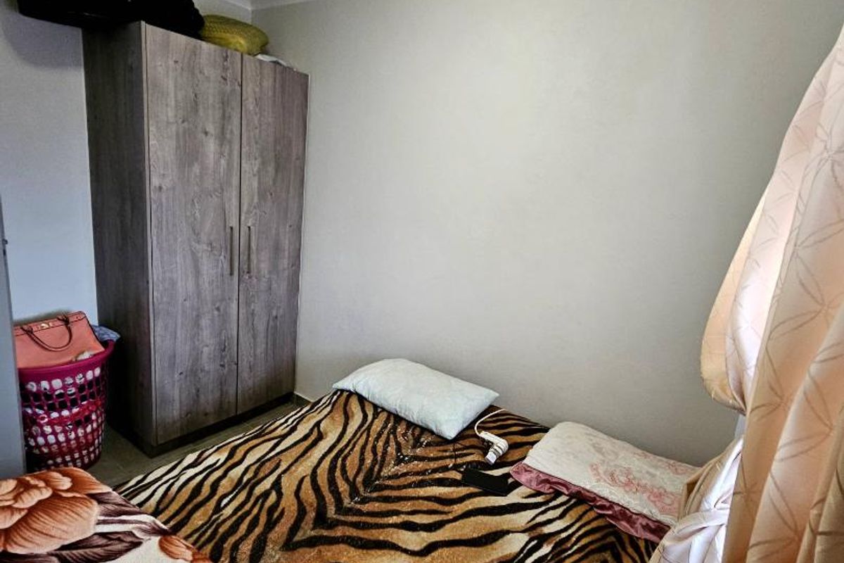 2 bedroom apartment in wolmer, Akasia - Photo 5