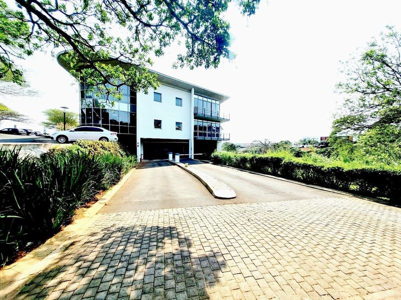 Elevate Your Business in Umhlanga’s Premier Corporate Address - Photo 1