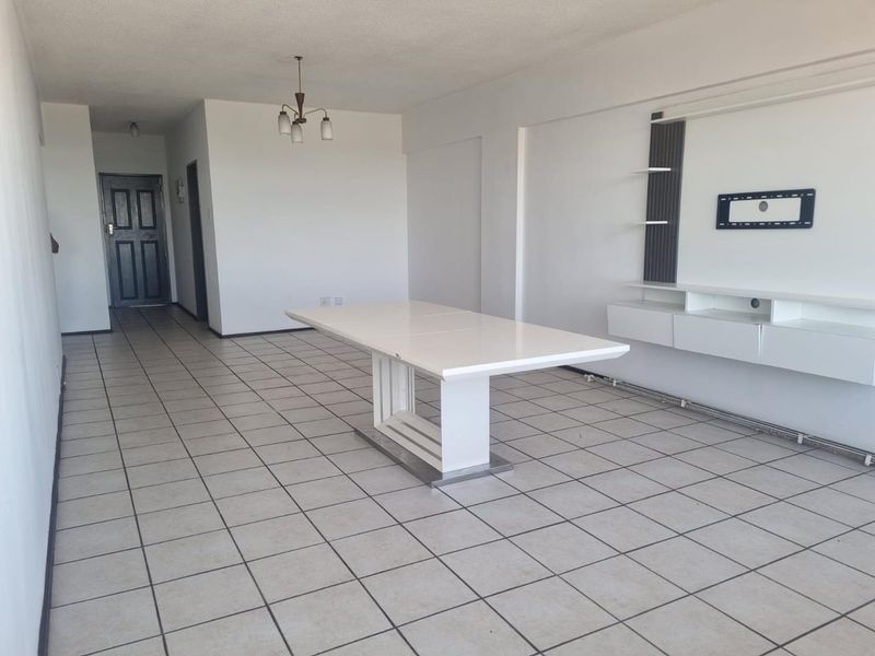Central Benoni Gem: 2 Bedroom Apartment for Sale - Photo 6