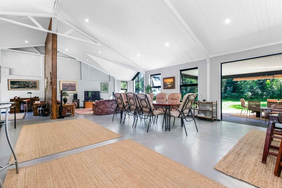 A CHARMING HOME FILLED WITH NATURAL LIGHT AND SET IN A PEACEFUL SETTING - Photo 3