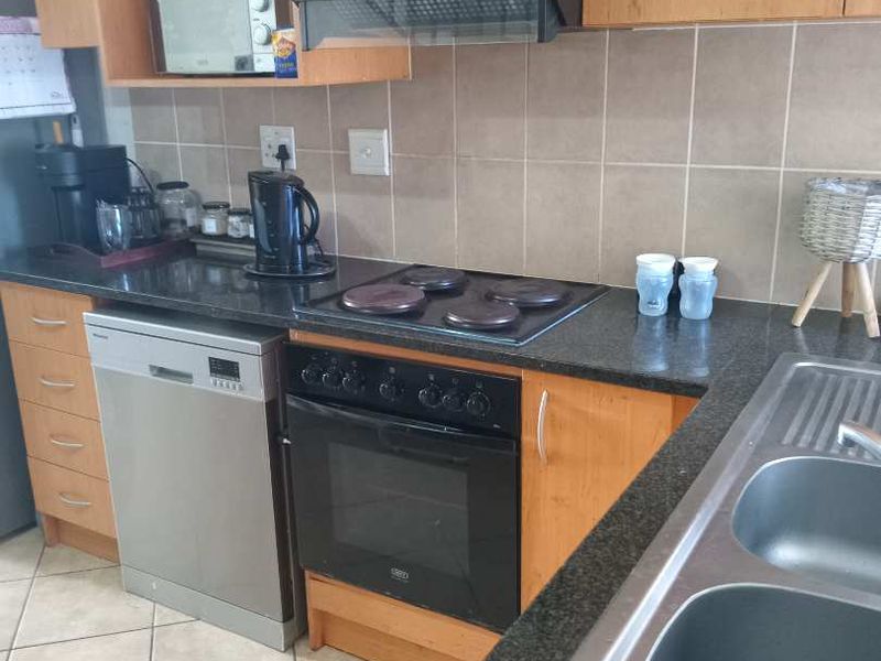 Popular Mont Blanc Complex - Photo 5