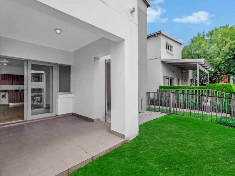 2 BEDROOM APARTMENT IN A FABULOUS LOCATION - Photo 2