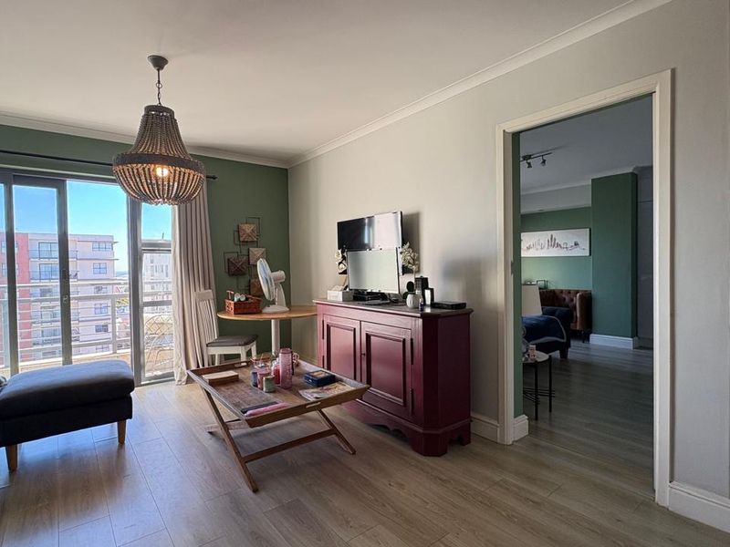 Furnished Two bedroom Apartment - The Paragon, Observatory - Photo 5